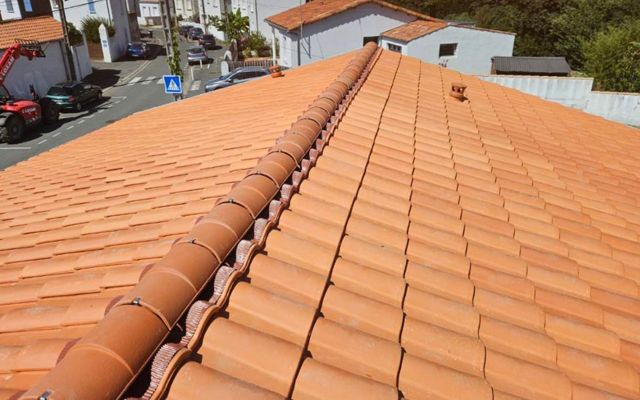 Couvreur creation couverture rom 79120 après